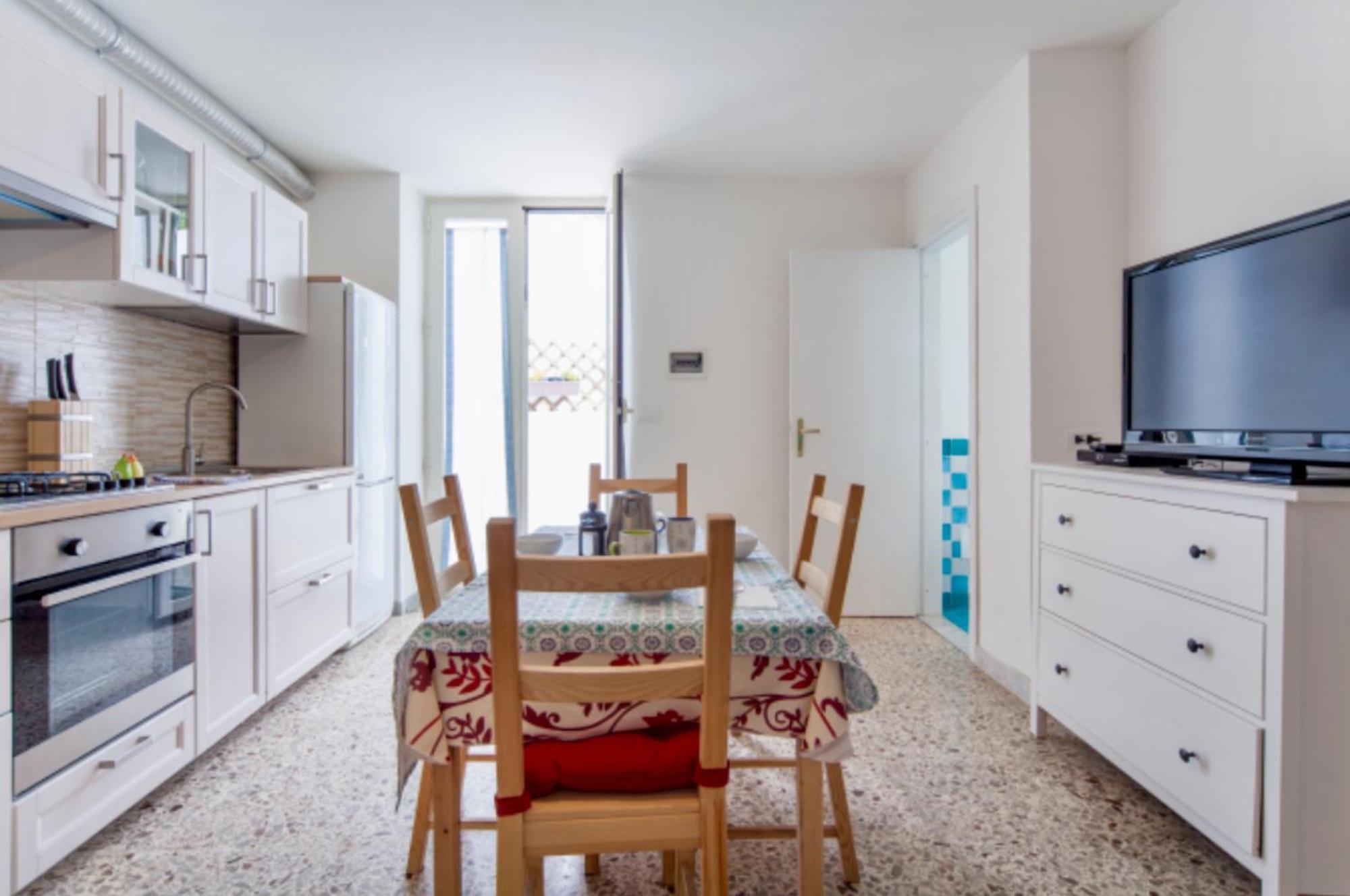 Villa Vincenzo Di Meglio Barano d'Ischia Номер фото